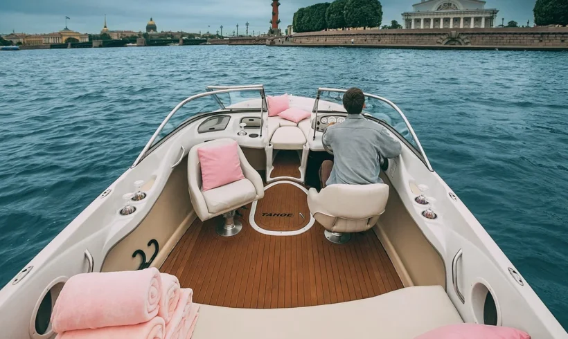 Аренда катера Ракета